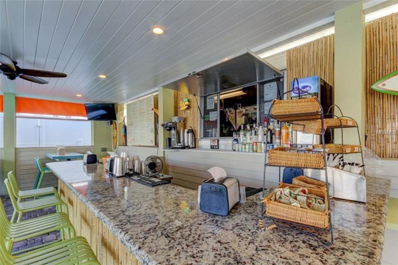 Sailport Waterfront Suites Tampa Exterior photo
