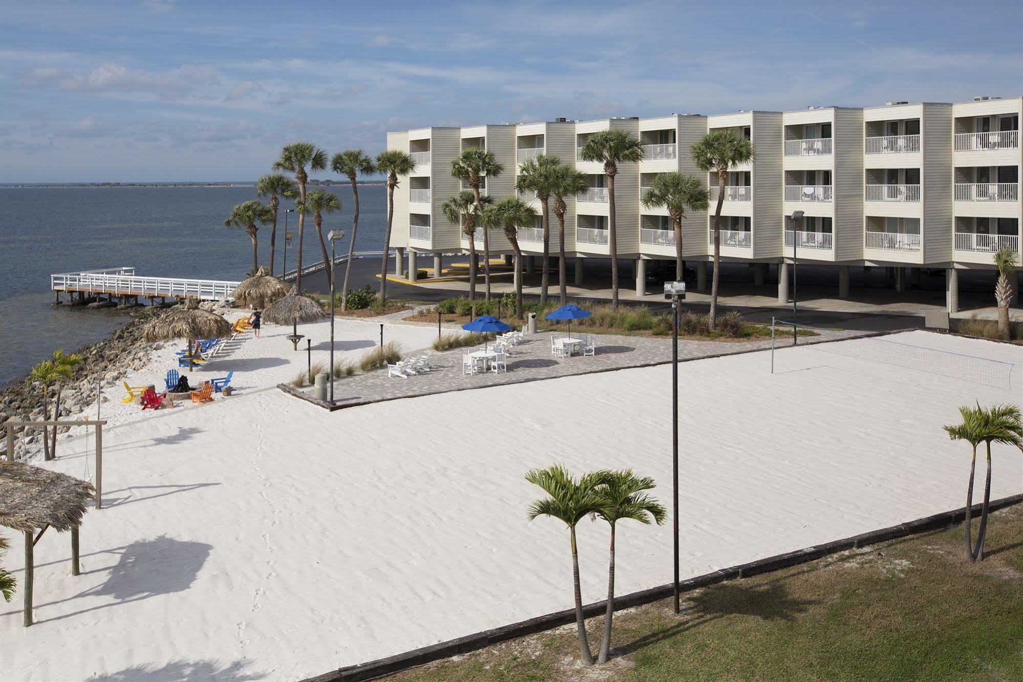 Sailport Waterfront Suites Tampa Exterior photo